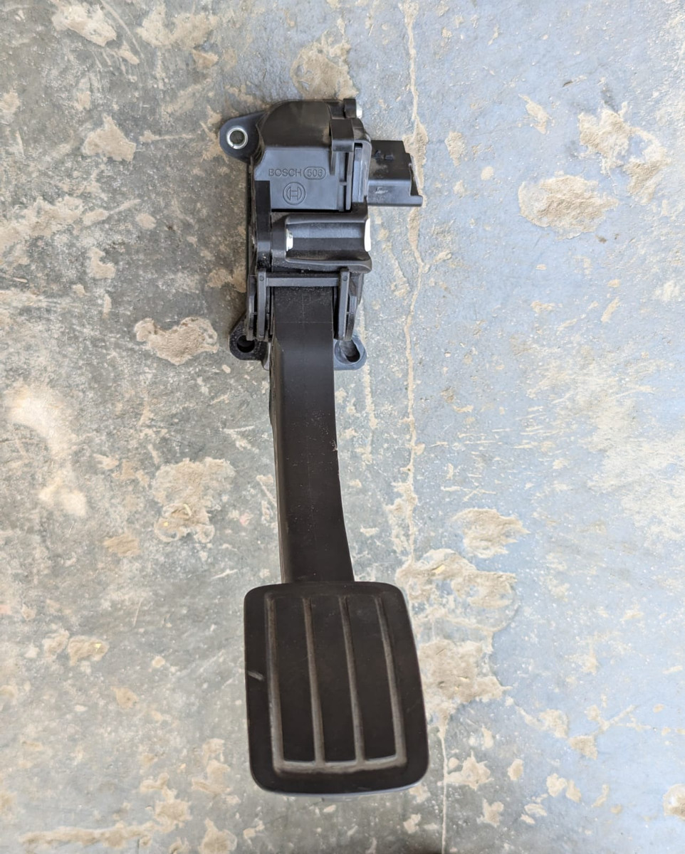 Peugeot 3008 Hdi 02018-2023 Pedal Acelerador