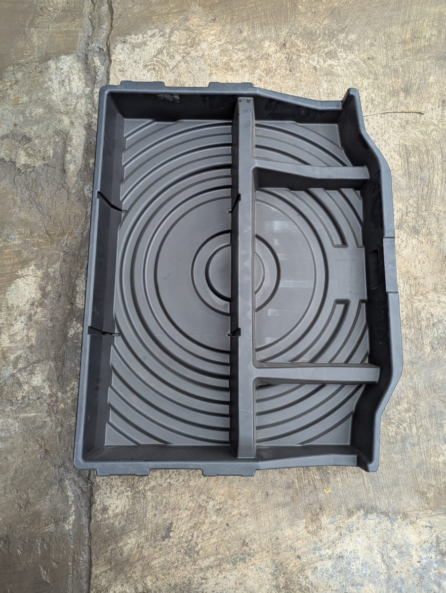 Mg Rx 5 2023-2025 Tapete Uso Rudo Plastico