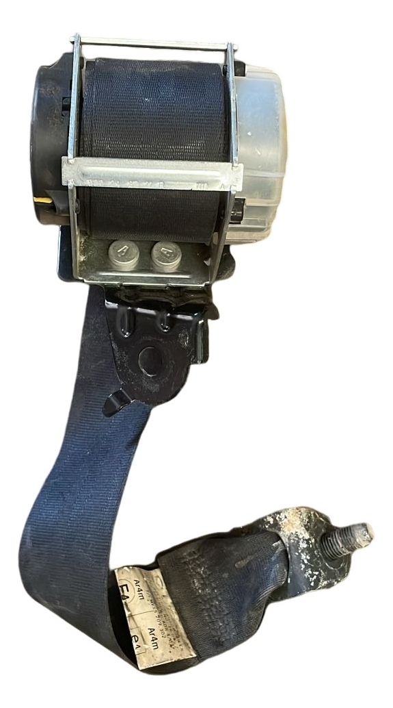Cinturon Trasero Derecho Mazda Tres 2007-2009 De Uso