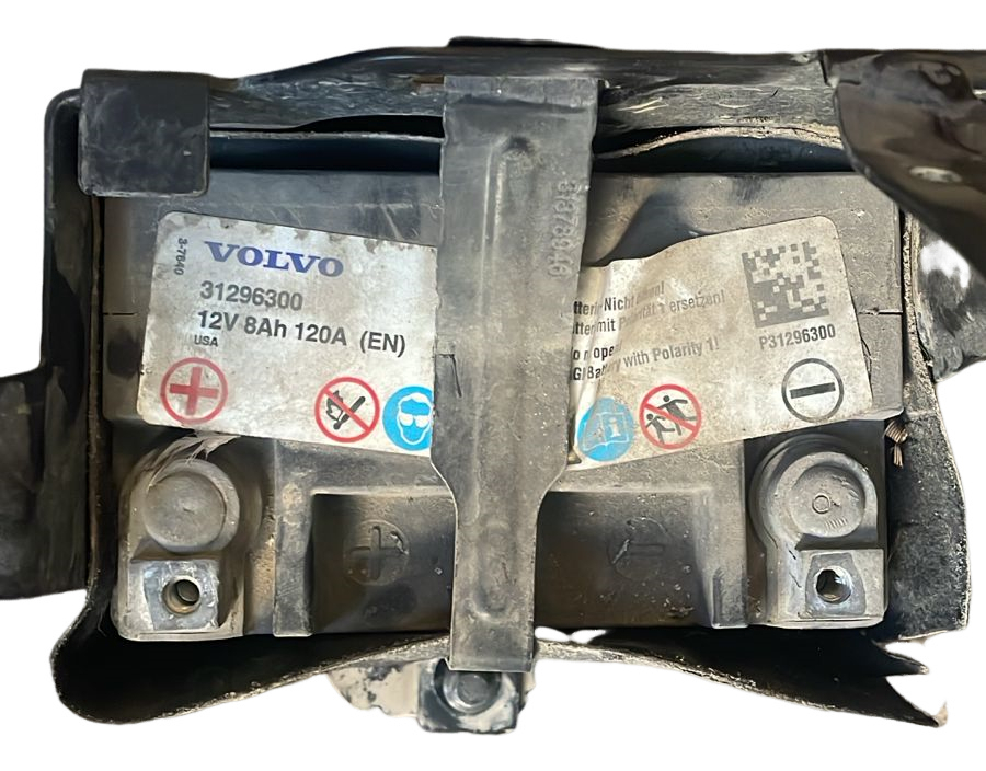 Bateria Volvo Inferior Denlantera Volvo V40 2015-2019 2.0t