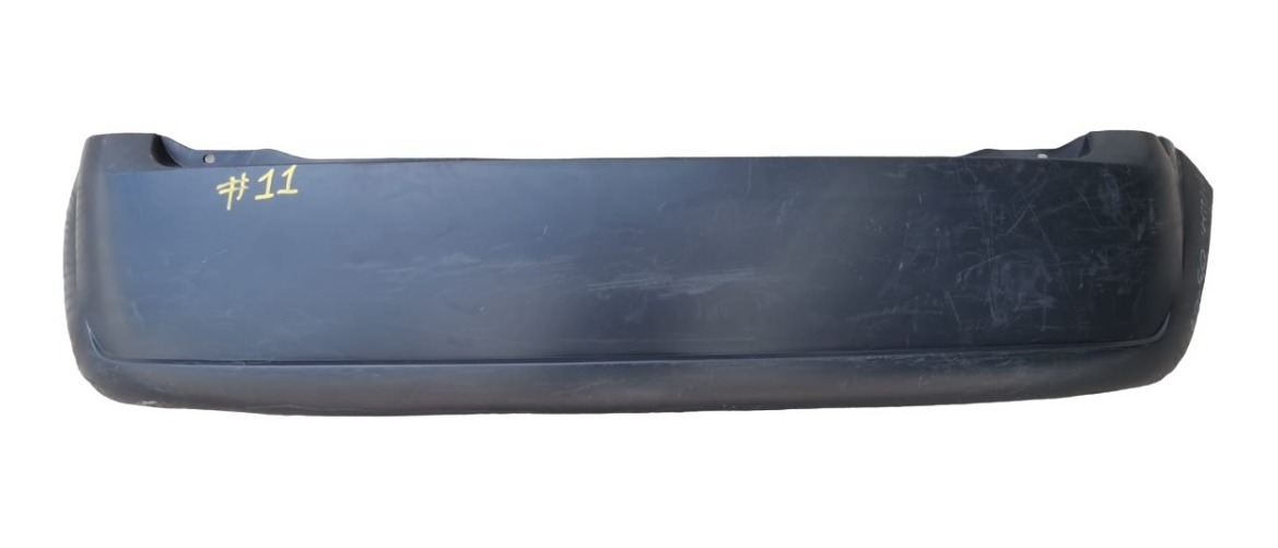 Facia Trasera Ford Fiesta 2003-2007 Taiwan C/detalle - vista 1