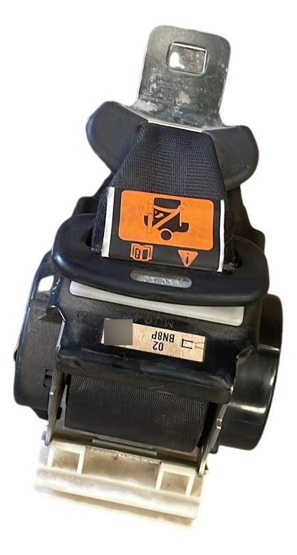 Cinturon Trasero Central Mazda Tres 2007-2009 De Uso