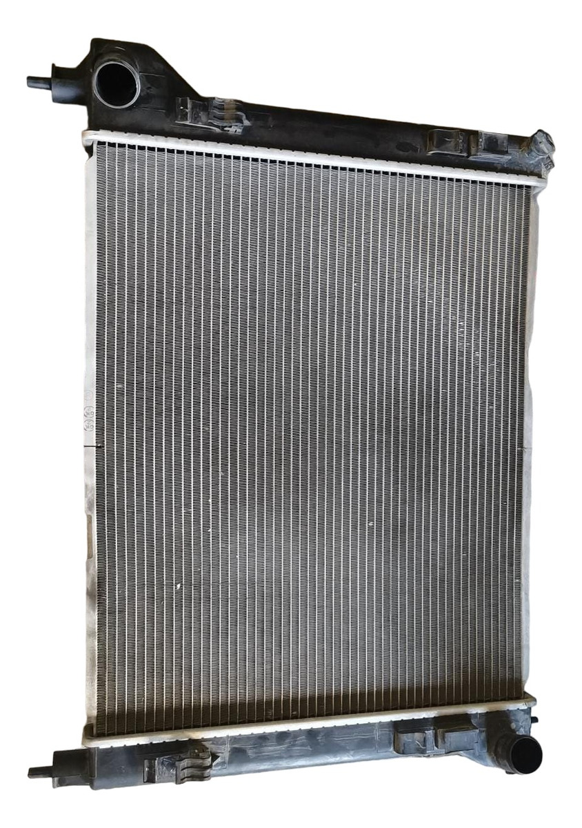 Radiador De Agua Nissan Sentra 2013-2016 Usado Original