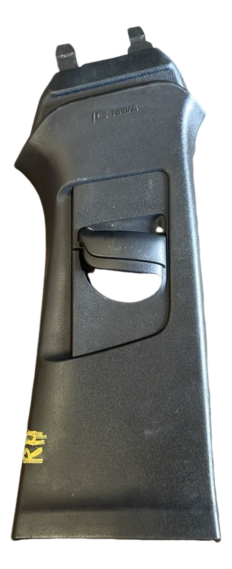 Moldura Poste Interior Trasero Rh Volvo V40 2015-2019