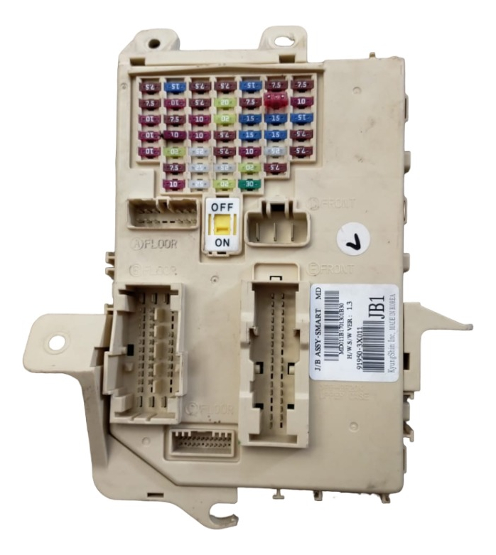 Cajade Fusibles Interior Elantra 2013-2016 Std 1.8