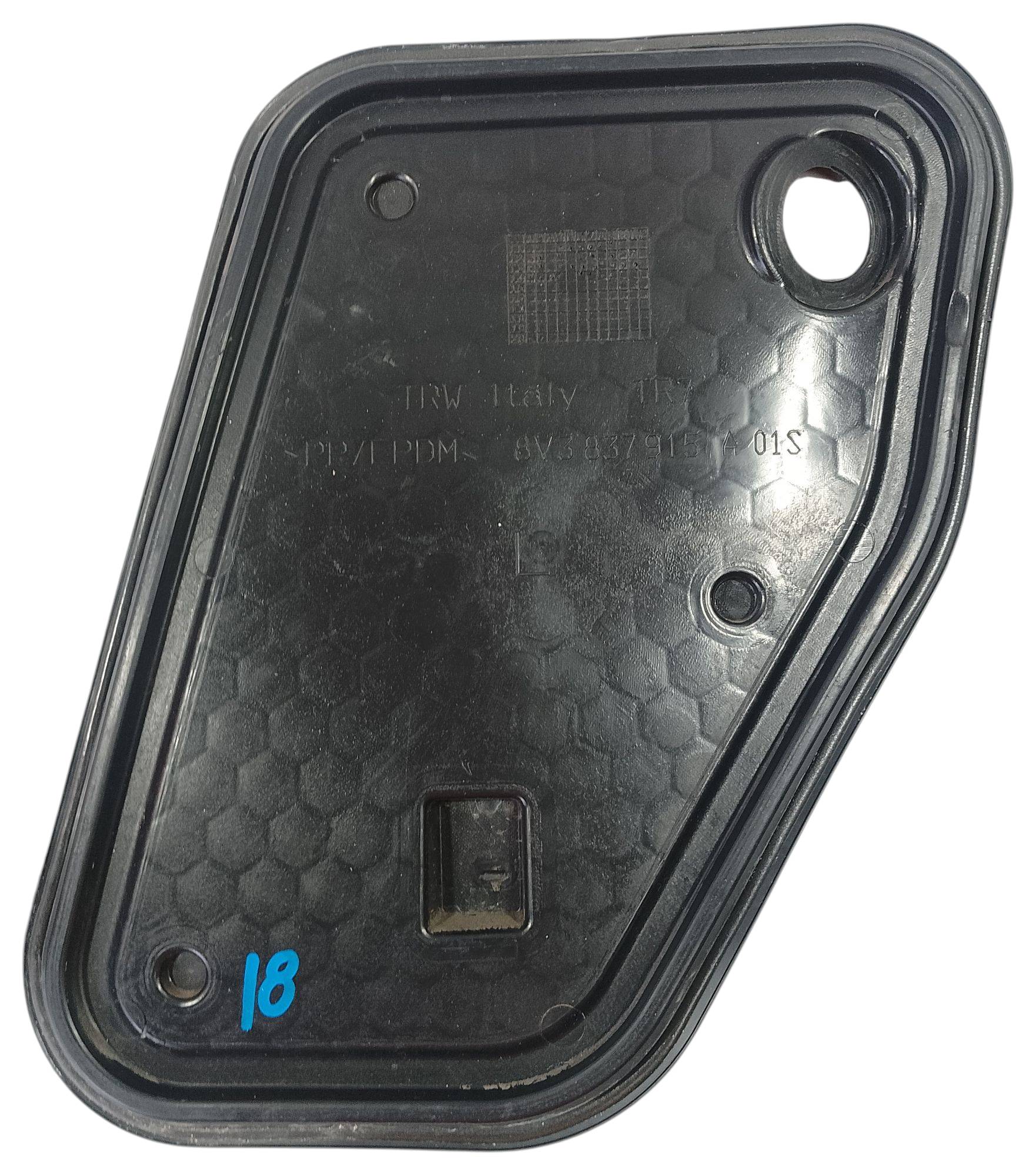 Audi A3 2014 - 2017 Paneles de Puertas Trasera Izquierdo Usado Original