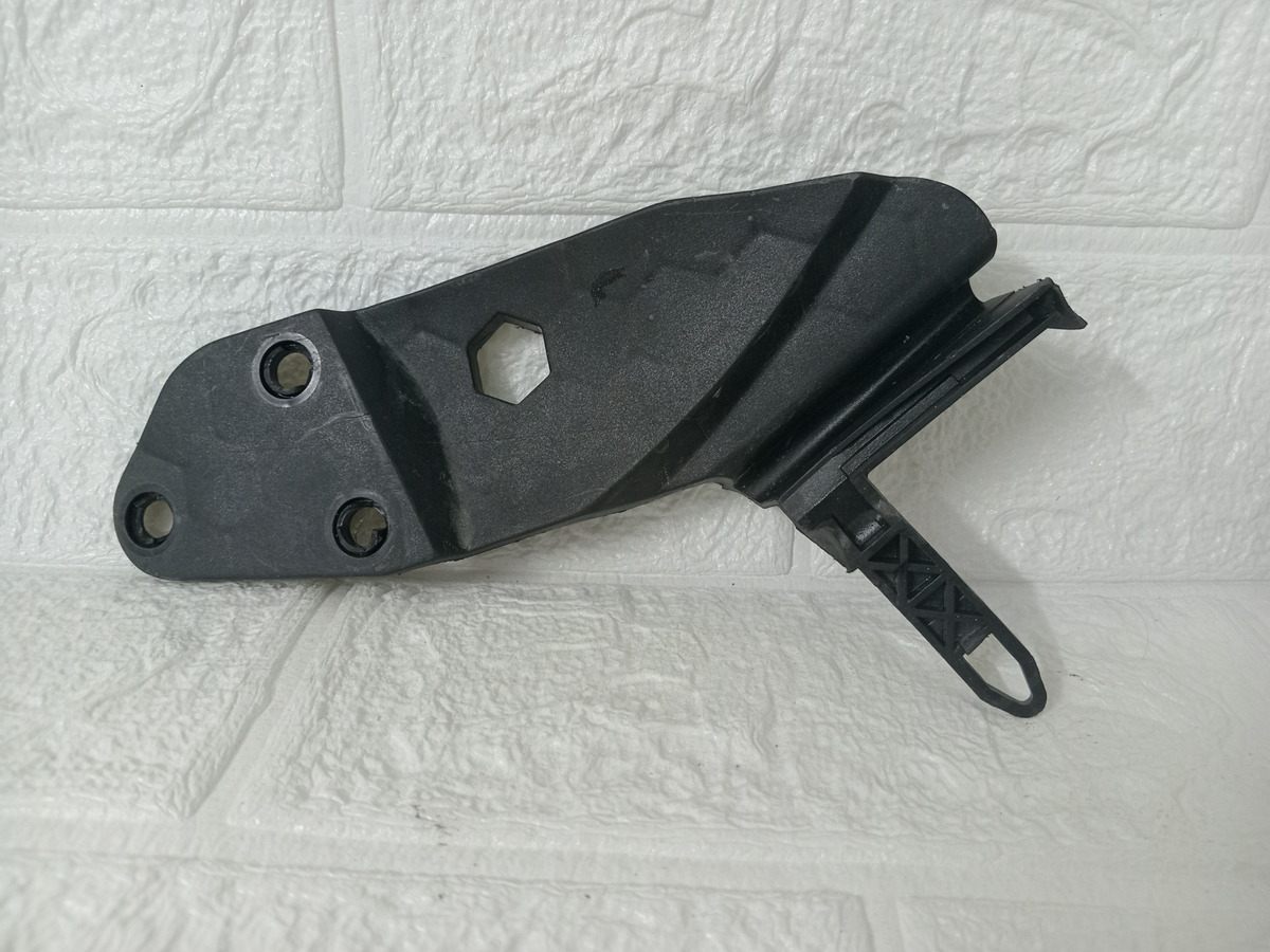 Moldura Puerta Delantera Derecha Vw Jetta A4 1999 2007 Negro