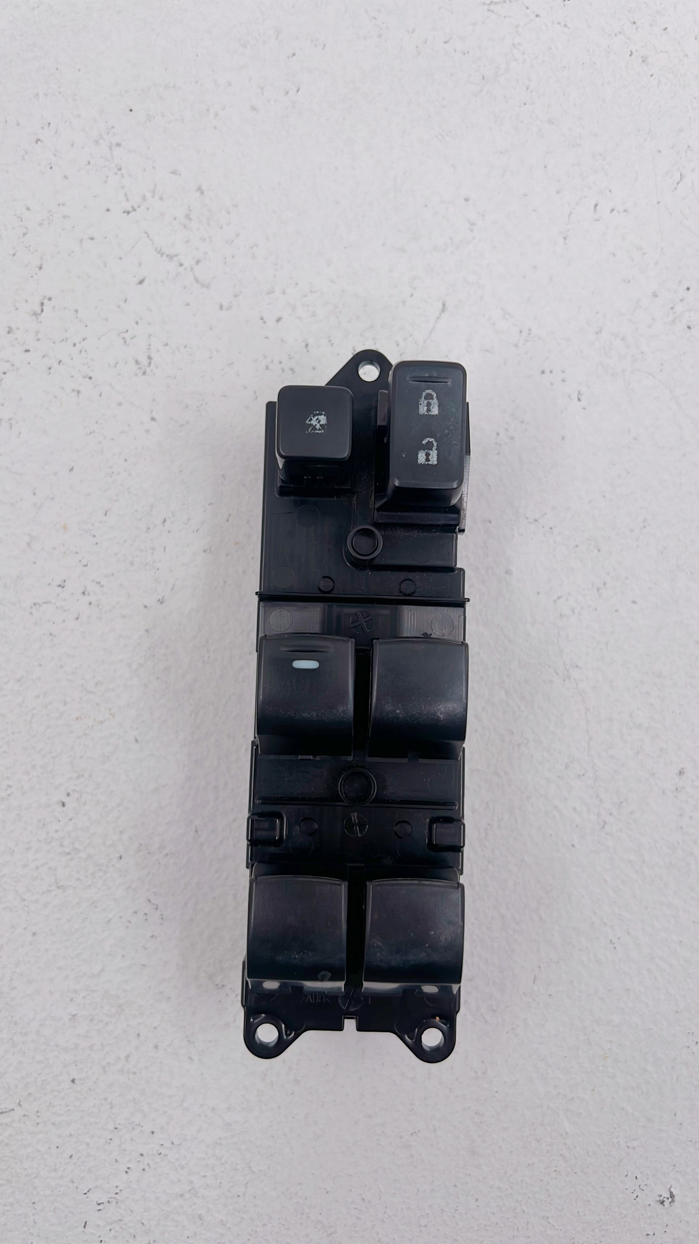Mitsubishi Mirage g4 2019 - 2024 Control Delantera Izquierdo Usado Original - vista 1