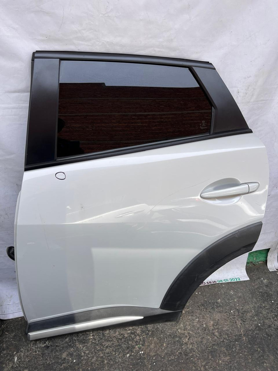 Puerta Trasera Izquierda Mazda Cx-3 2017-2023 Usadooriginal Trasera Izquierda Blanco - vista 1