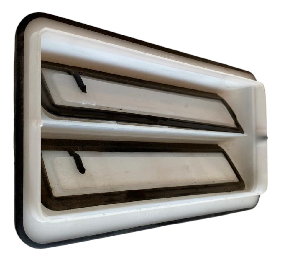 Rejilla Ventilación Astra Corsa 03 05 07 08 11 12 24430219