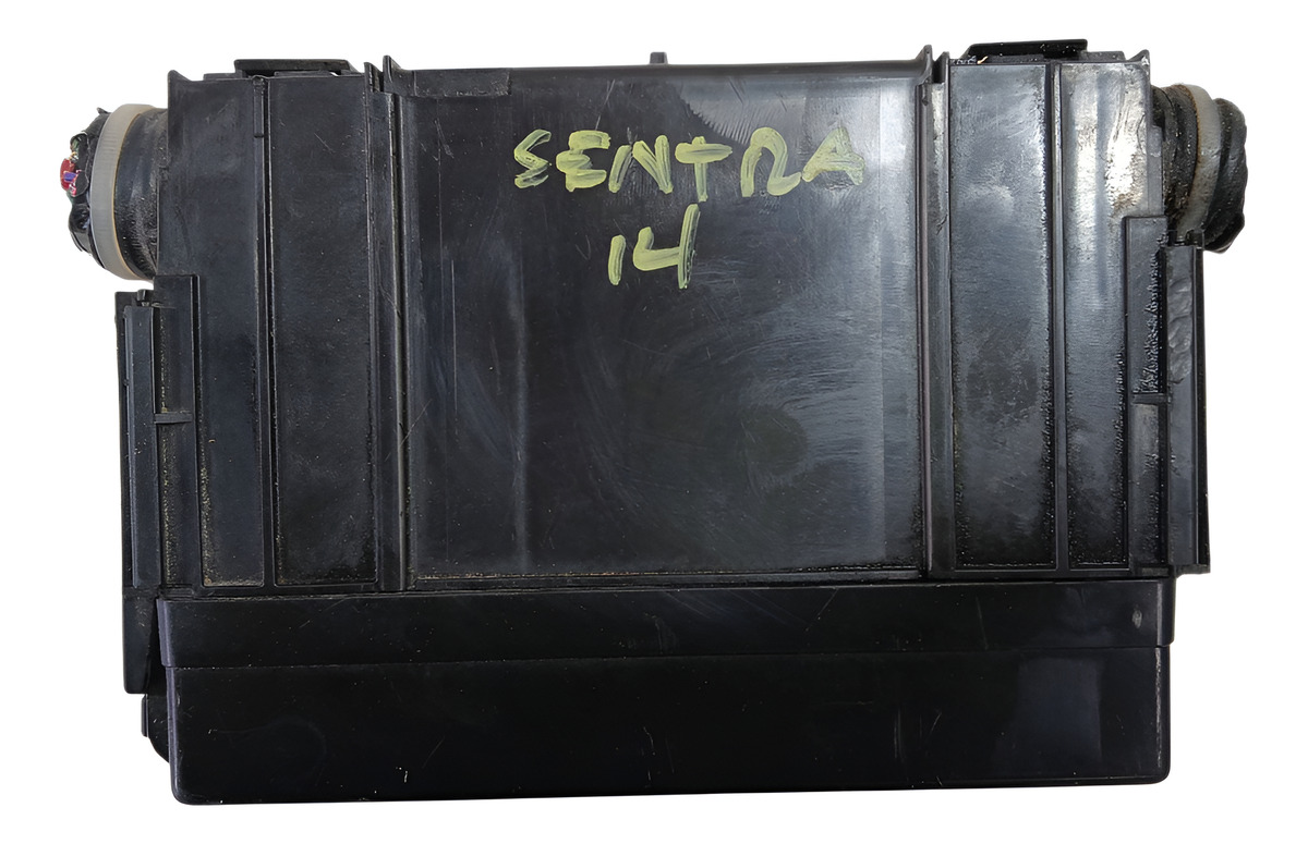 Nissan Sentra 2013 - 2015 Módulos de Fusibles Usado Original