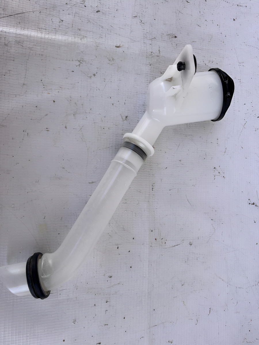 Tubo Depósito Limpiaparabrisas Toyota Sienna 2024 Original Blanco