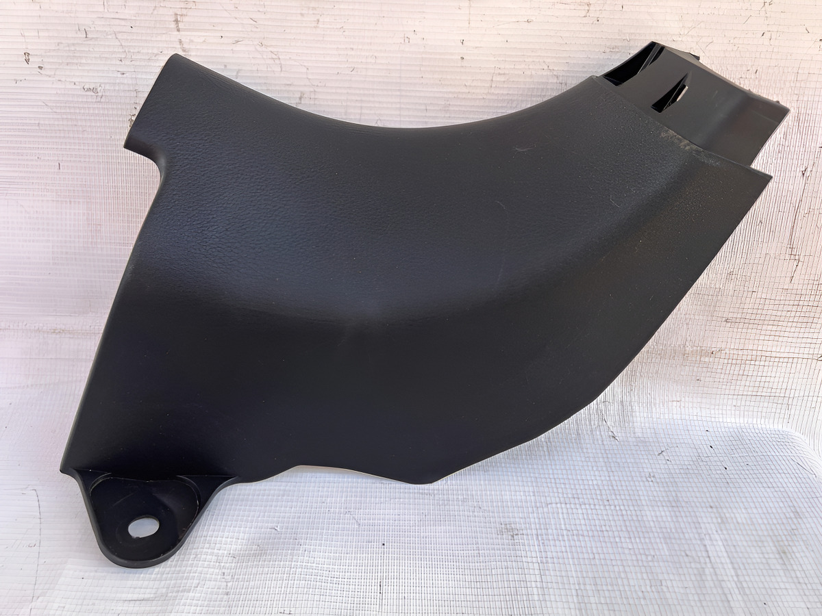 Moldura De Estribo Delantera Derecha Toyotasienna 2024 Origi Negro