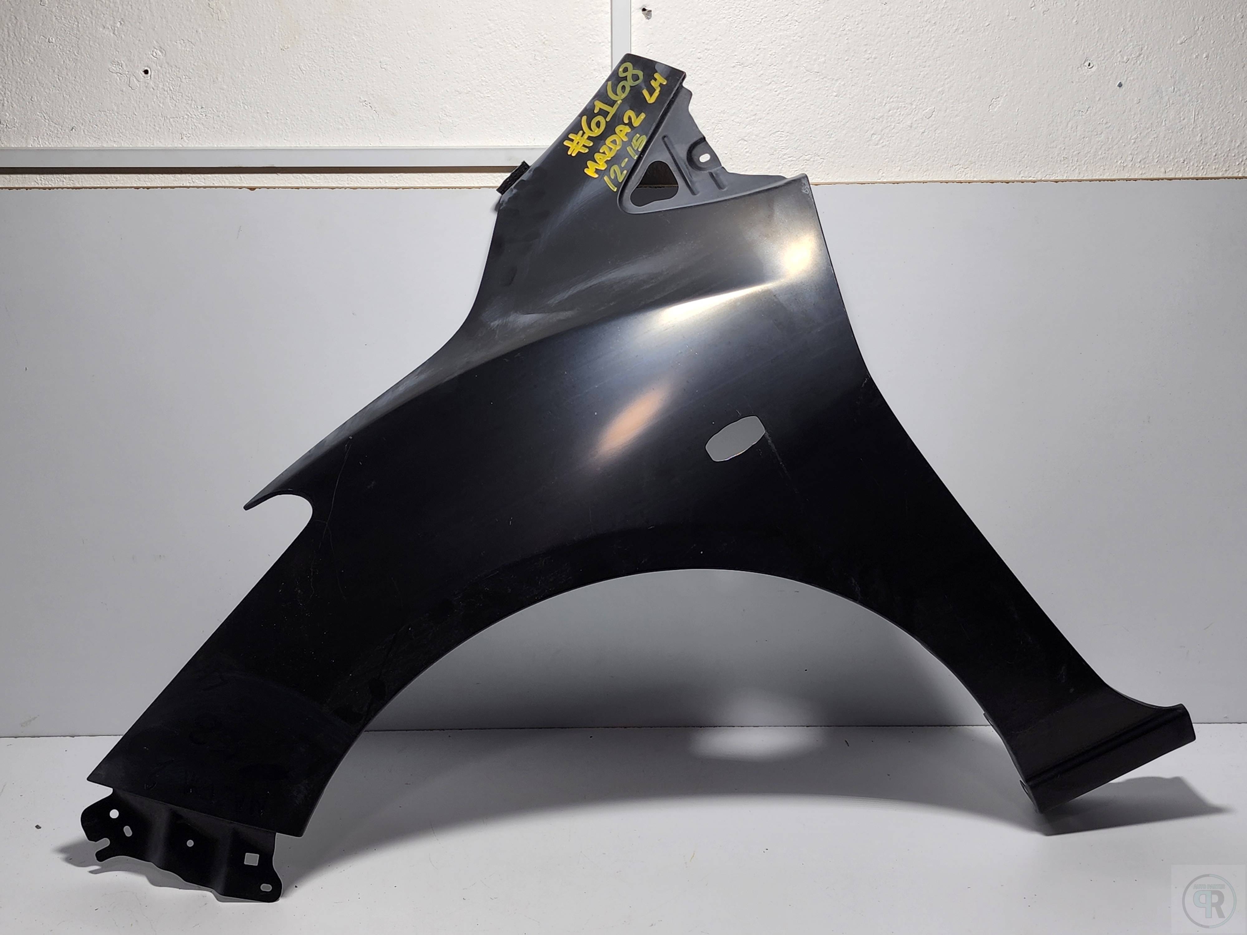Mazda 2 2012 - 2015 Salpicadera Delantera Izquierdo Usado Original - vista 1