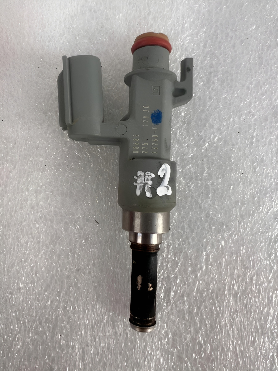Inyector Toyota Sienna 2021-2024 Usado Original 2