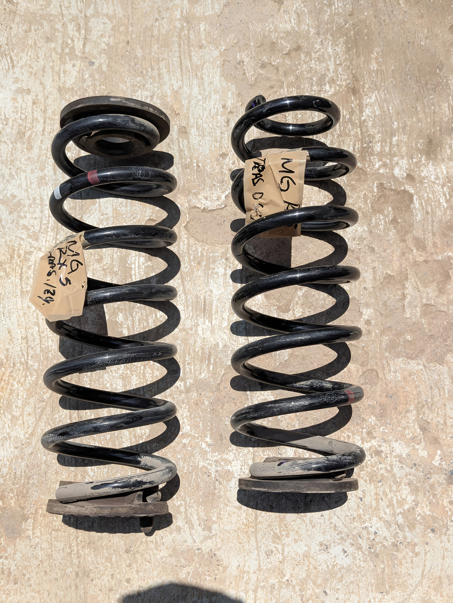 Mg Rx 5 2023-2025 Resortes Traseros