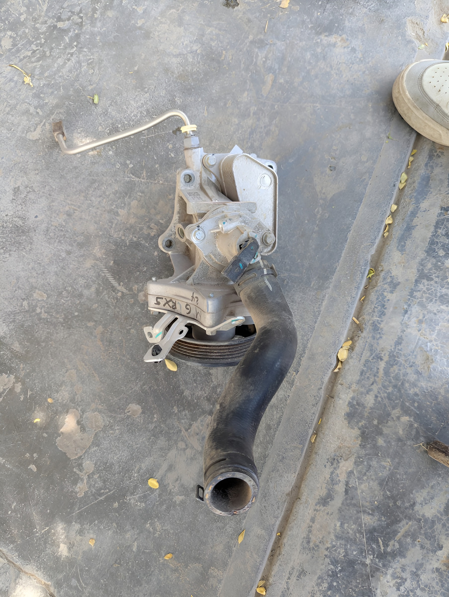 Mg Rx 5 1.5t 2023-2025 Bomba Agua Toma
