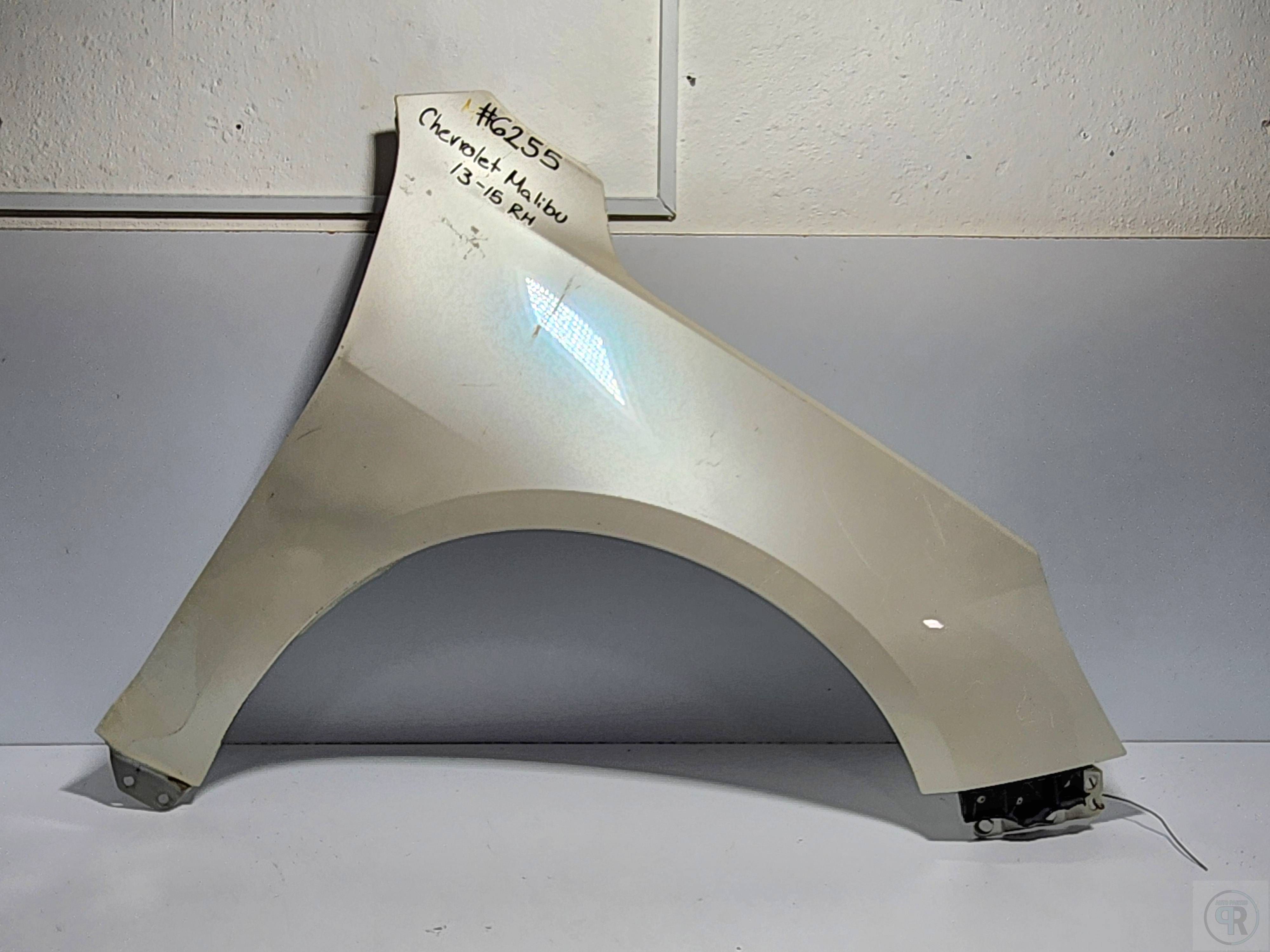 Chevrolet Malibu 2013 - 2015 Salpicadera Delantera Derecho Usado Original - vista 1