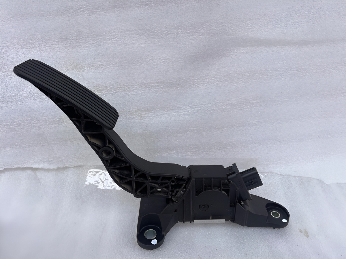 Pedal De Acelerador Kia Forte 2019-2023 Usado Original