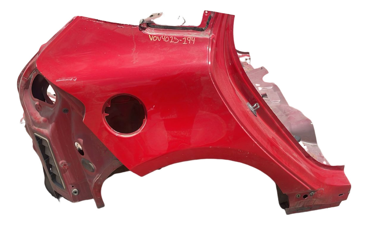 Costado Derecho Volvo V40 2015-2019 2.0 T3 Std