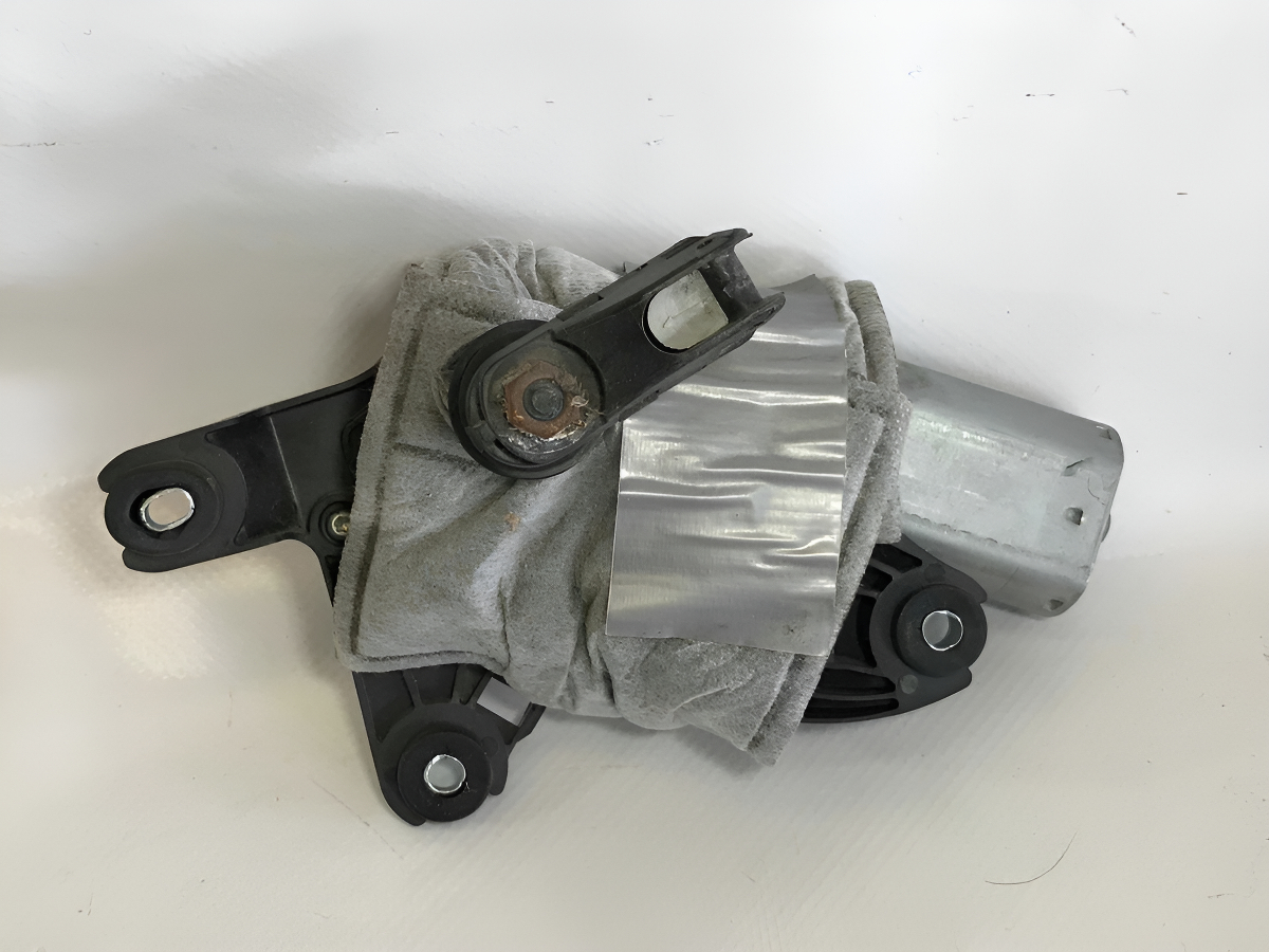 Lincoln Mkc 2015-2019 Motor De Limpia Parabrisas Trasero