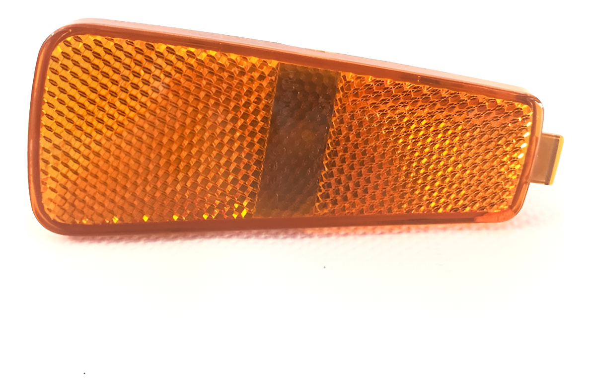 Cuarto Luz Lateral Derecho Fascia Delantera Hhr 06-11.