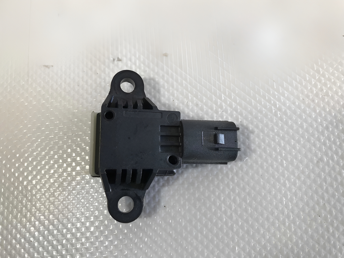 Ford Explorer 2010-2018 Sensor De Impacto Puerta Del. Der.