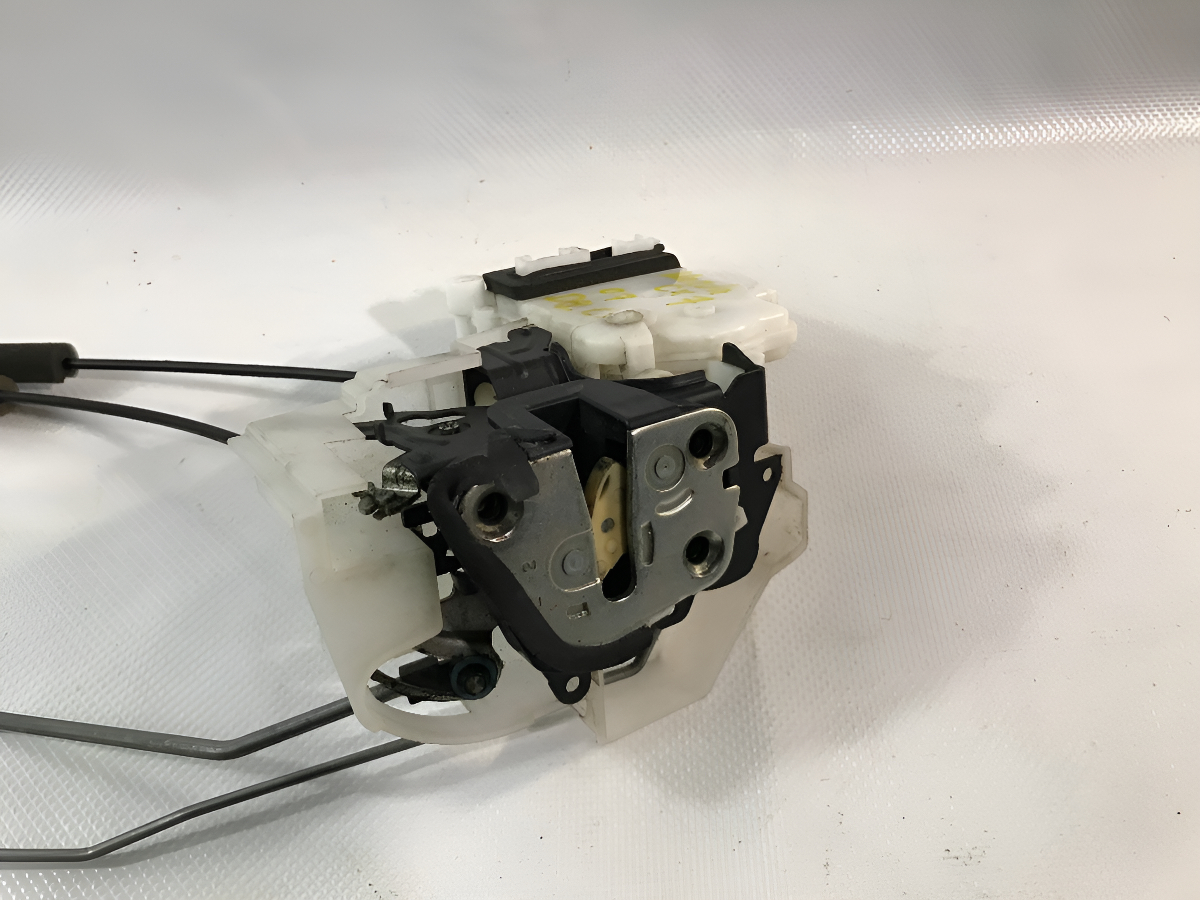 Mazda Cx7 2007-2012 Chapa Puerta Delantera Izquierda.