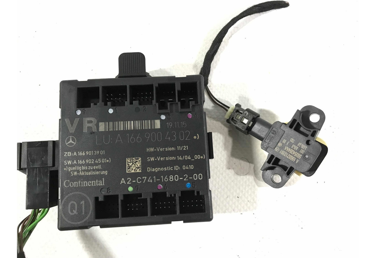 Mercedes Benz Gla 15-20 Modulo De Switch Eléctrico Tras. Der