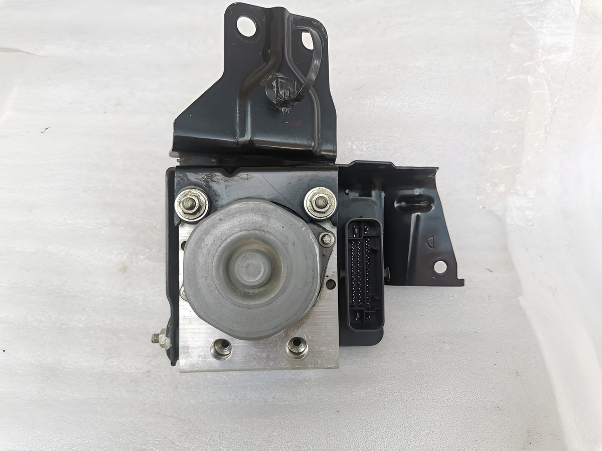 Módulo Abs Nissan X-trail 2015-2020 Usada Original