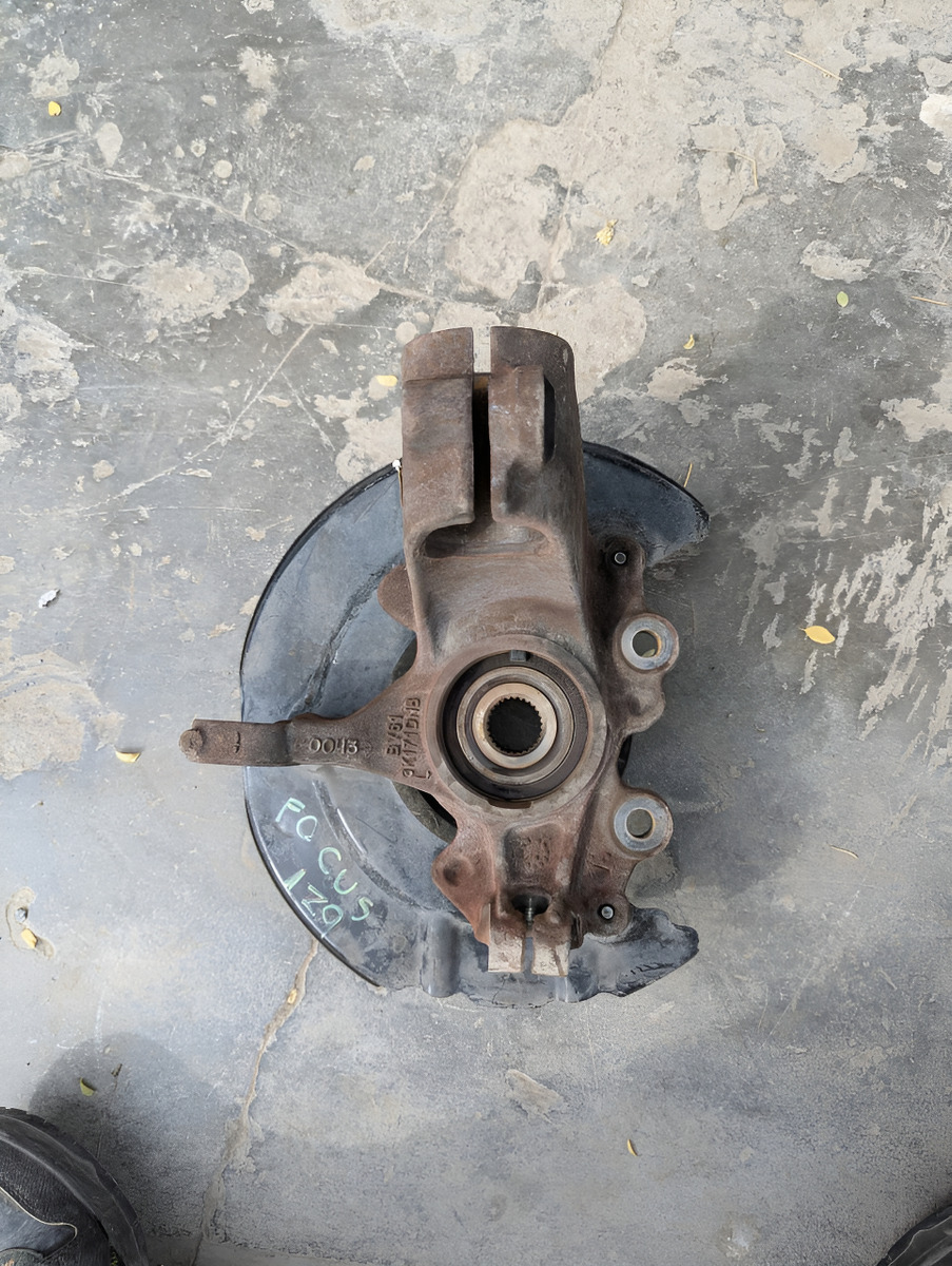 Ford Focus 2012-2014 Mango Delantero Izquierdo