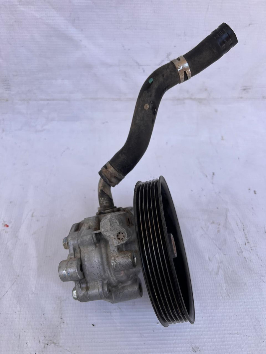 Bomba De Dirección Asistida L200 Diesel 15-19 Usado Original