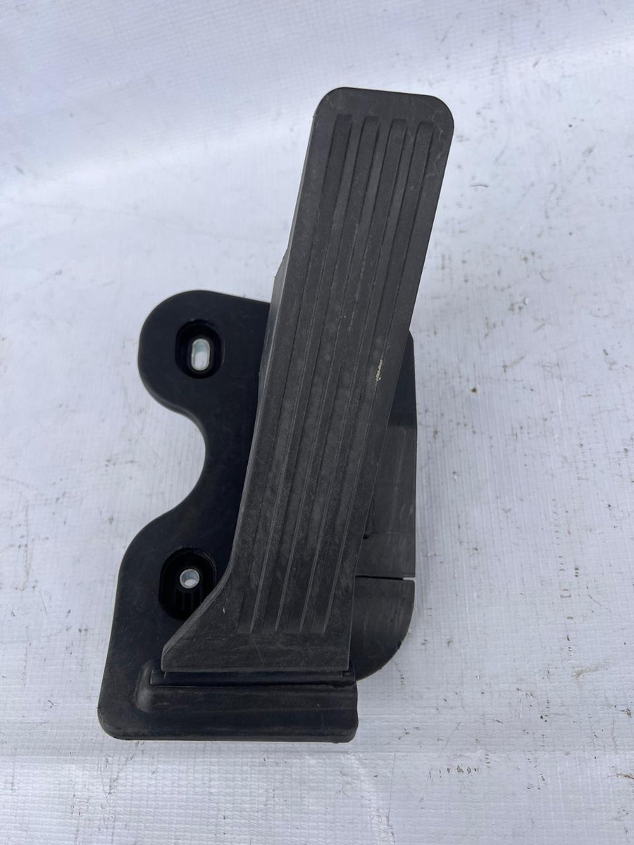 Pedal De Acelerador Mazda Cx-3 2016-2021 Usado Original