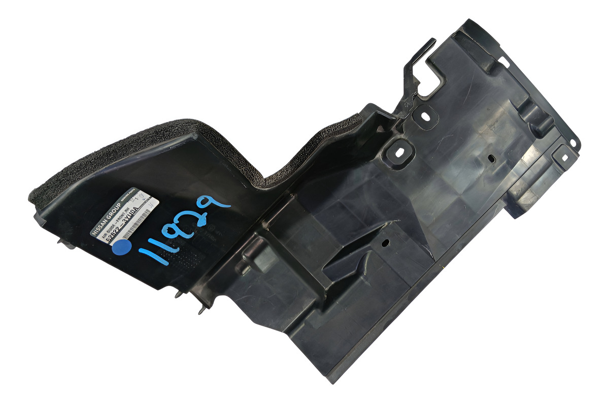 Nissan Sentra 2015 - 2019 Deflectores Delantera Derecho Usado Original