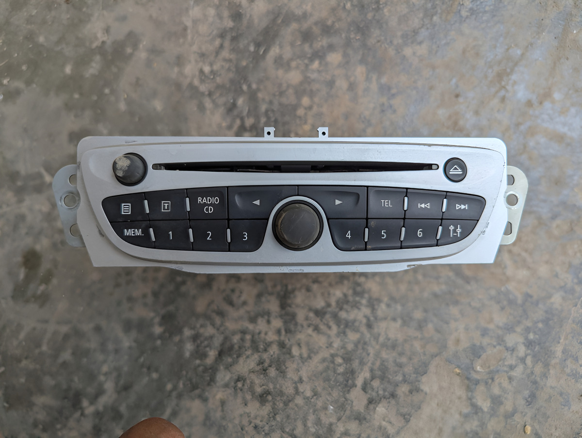 Renault Fluence 2012-2017 Estereo Original