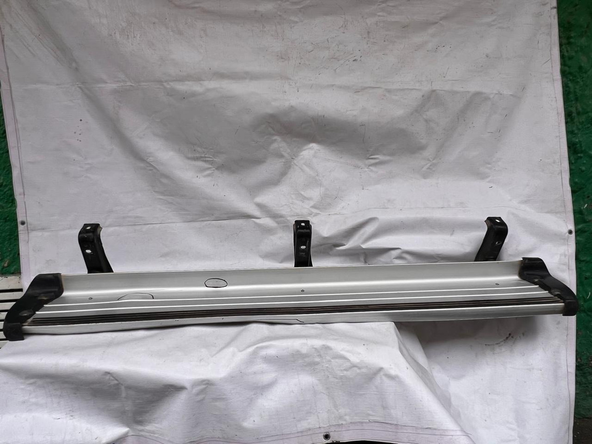 Estribo Mitsubishi L200 Diesel 2015-2019 Usado Original 1 Plateado