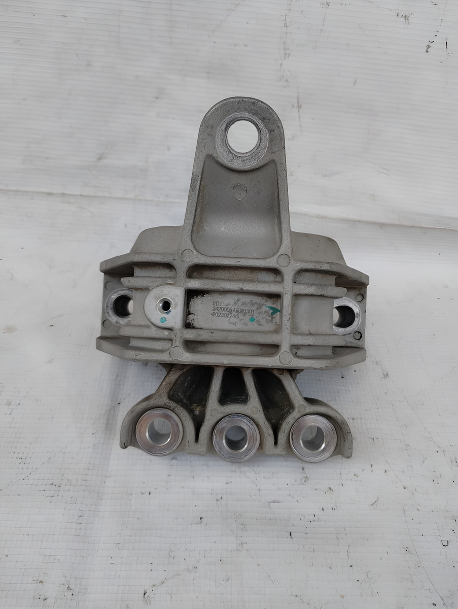 Soporte Motor Derecho Dodge Journey 2023-2024 Usado Original Gris - vista 1
