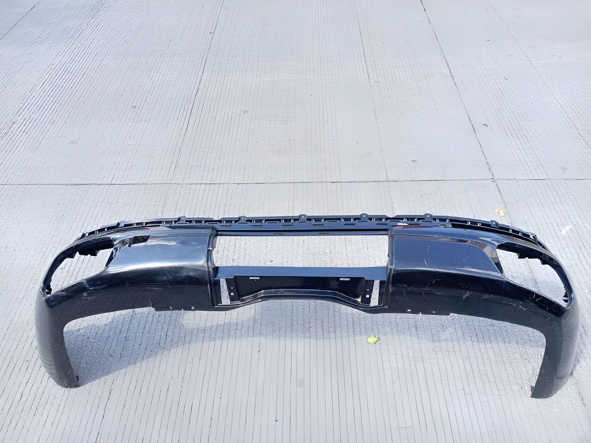 Spoiler Facia Trasera Cherokee Summit 2023 2024 2025 Negro - vista 1