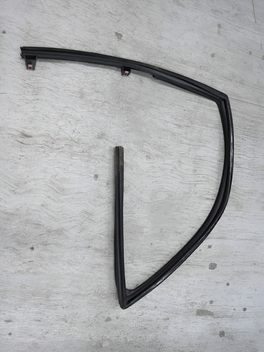 Empaque Inerior Puerta Ford F-150 15/20 Del.izq. Usd.org.