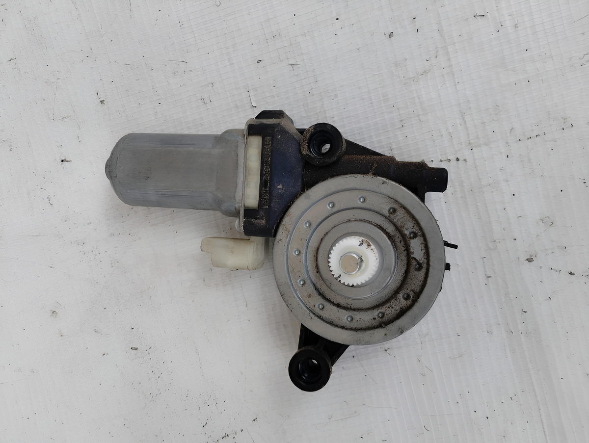 Motor De Elevador Vidrio Trasero Derecho Chevrolet S10 Max U