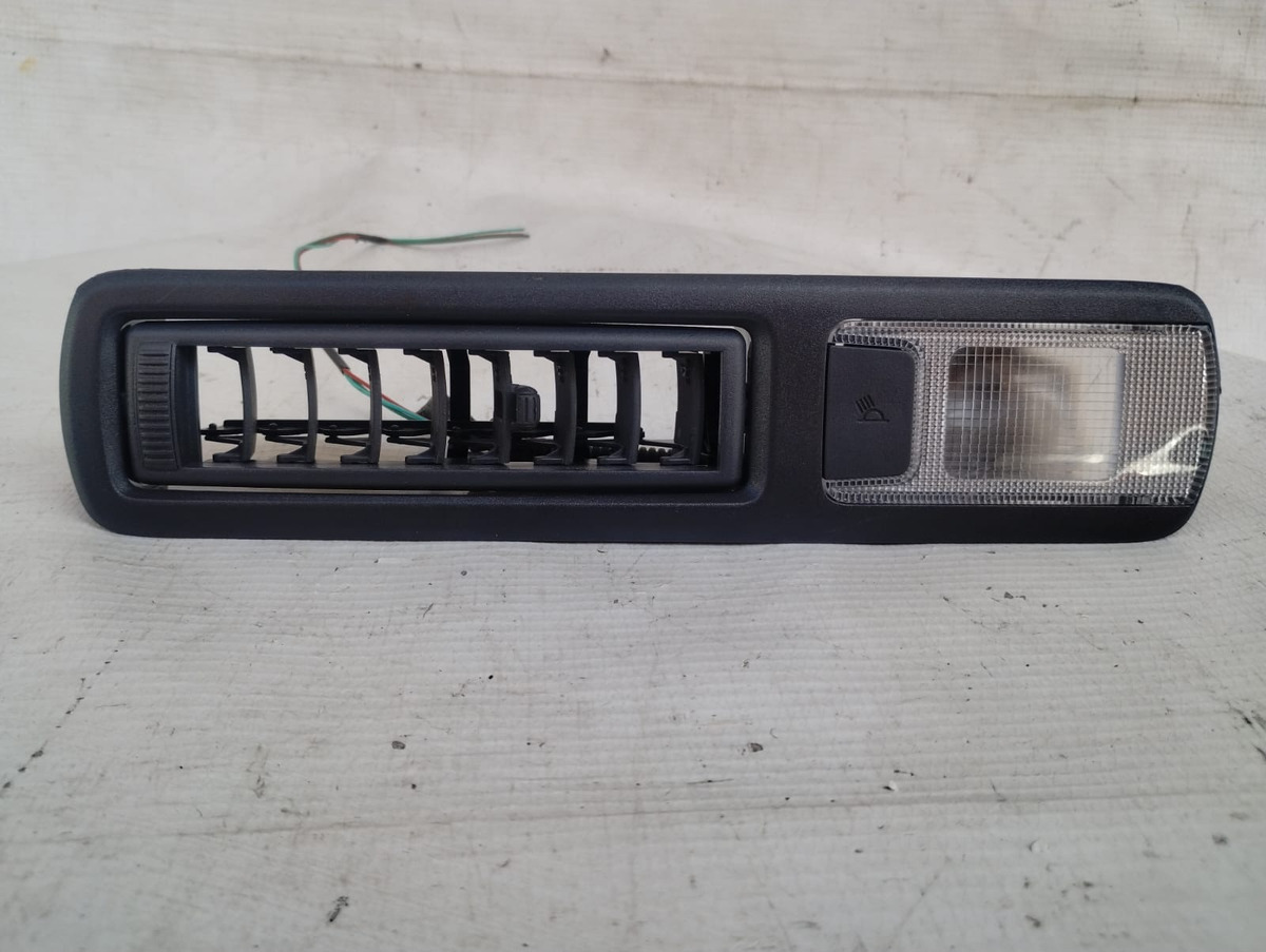 Rejilla De Ventilación De Techo Toyota Sienna 2021-2024 Usad Negro Ambos Lados - vista 1
