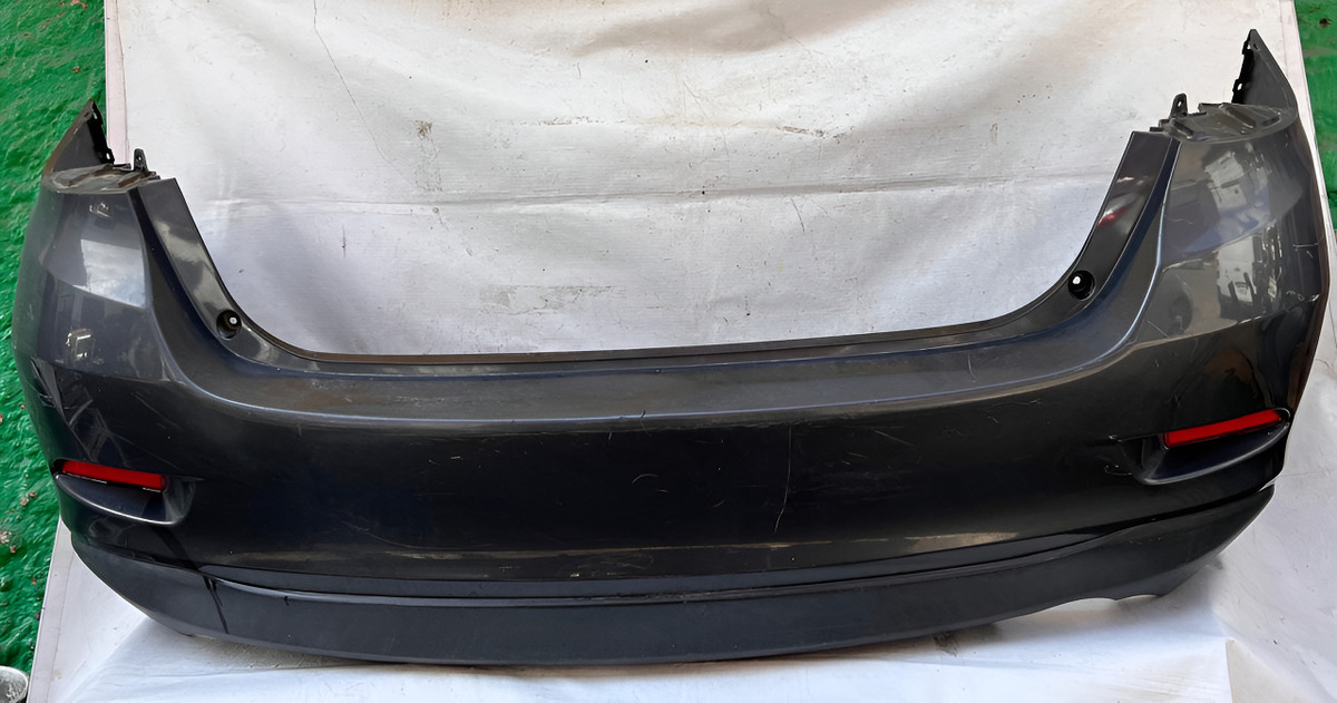Fascia Trasera Toyota Yaris R 2016-2018 Usada Original - vista 1