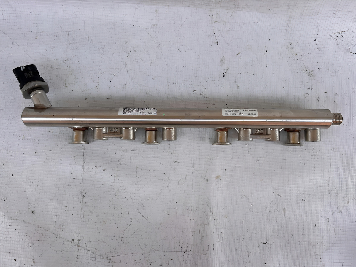 Riel De Inyectores Dodge Journey 2022-2023 Usado Original