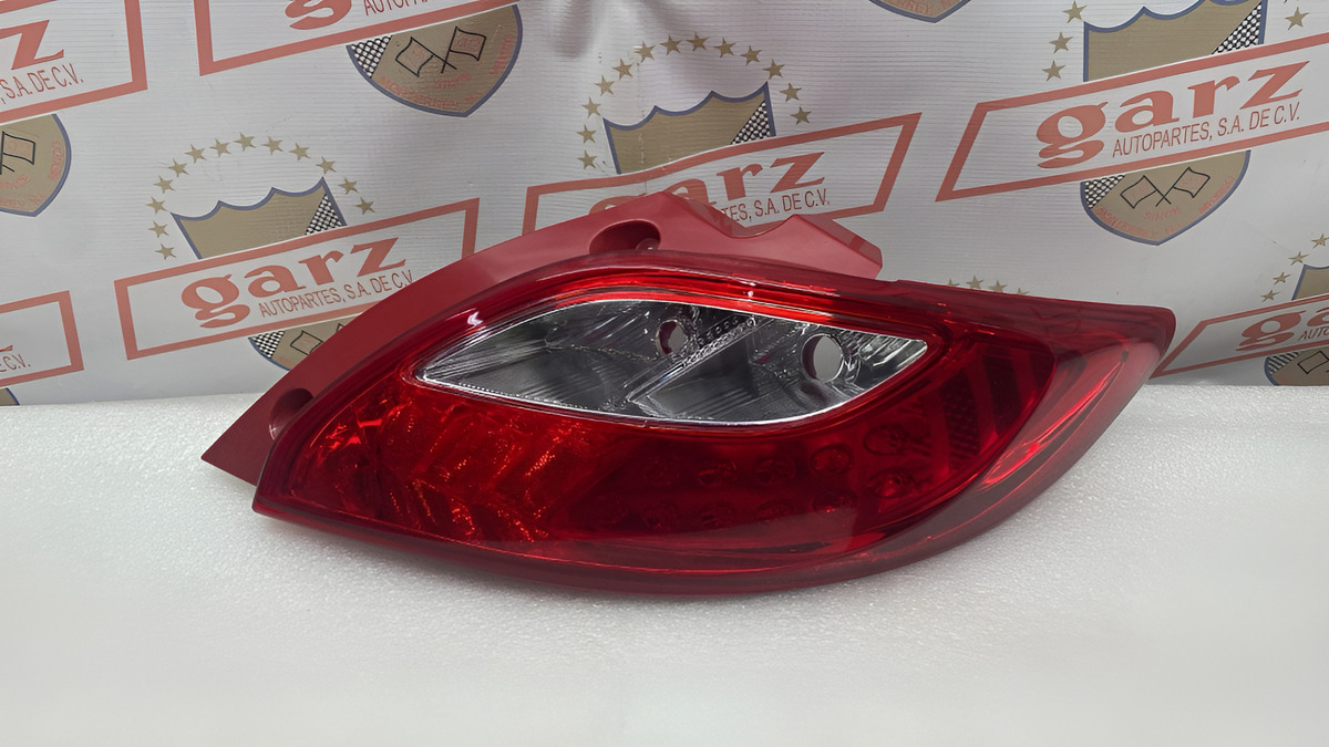 Calavera Derecha Mazda 2 12 Al 13 - vista 1