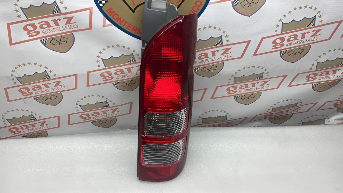 Calavera Derecha S/arnes Toyota Hiace 05 Al 13 - vista 1