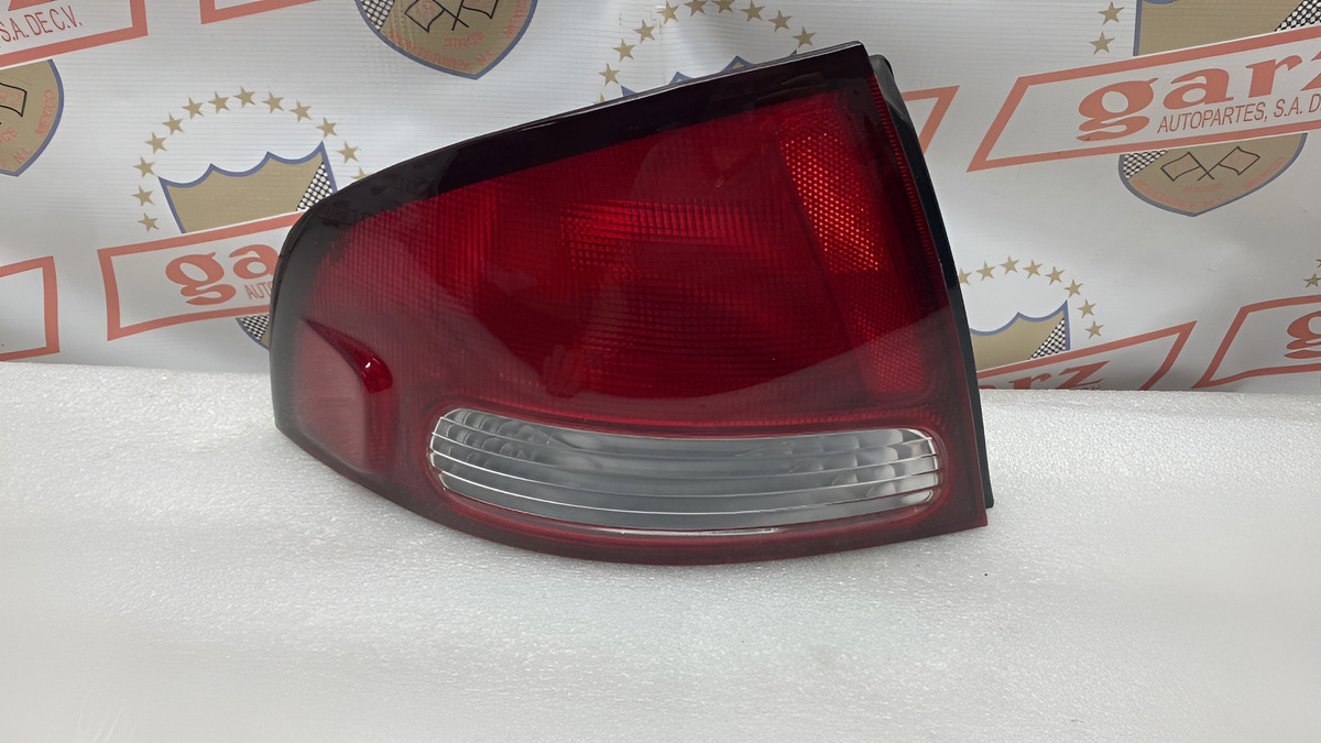 Calavera Izquierda Nissan Sentra 01 Al 03 - vista 1