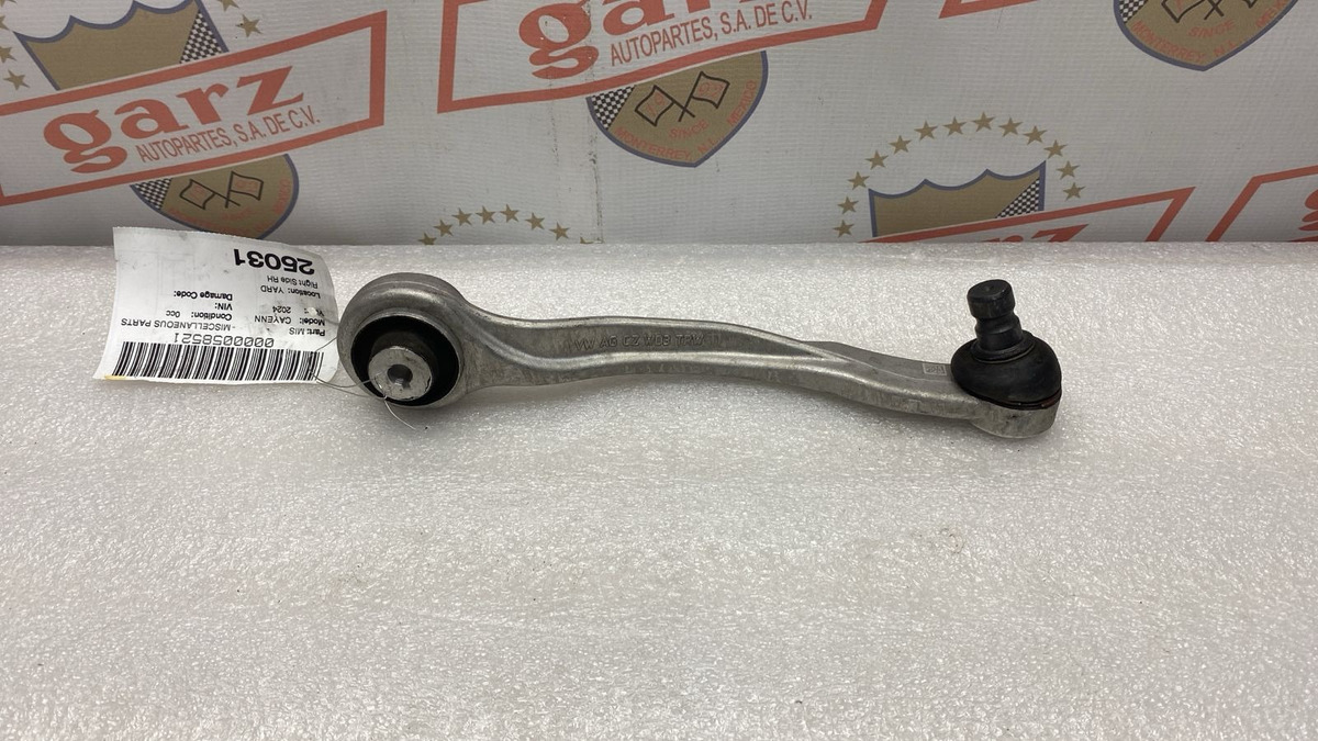 Brazo Superior Derecho Porsche Cayenne 19 Al 22