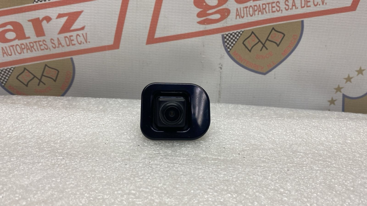 Nissan Sentra 2013 - 2014 Camara Trasera Usado Original