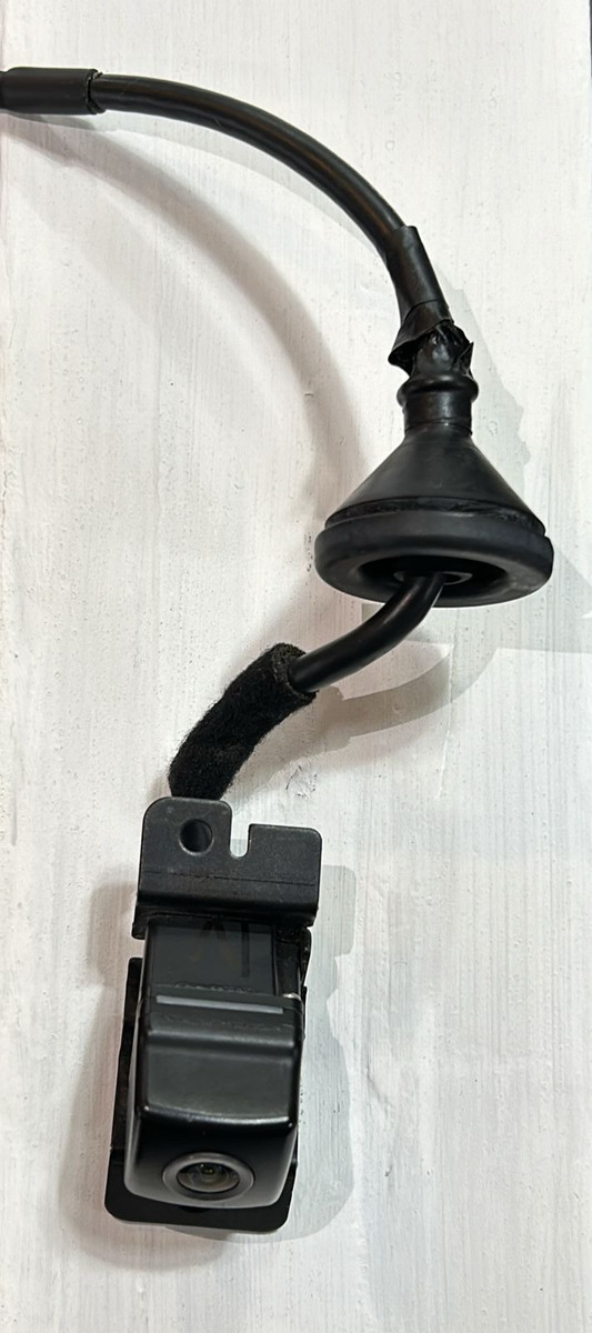 Camara De Reversa  Kia Sedona 14-18 Original Usada 