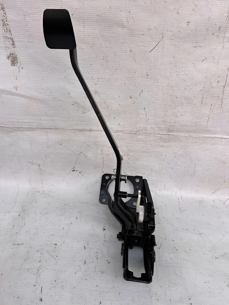 Pedal De Freno Chevrolet S10 Max 2022-2025 Usado Original